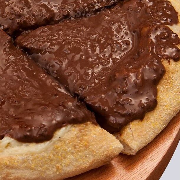 Pizza Doce Queijo e Chocolate (Grande)