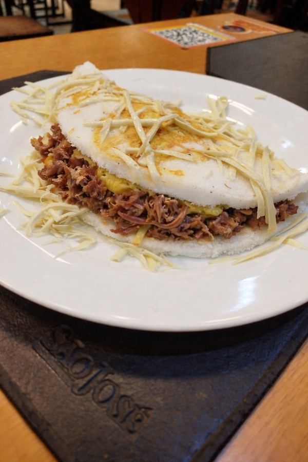 Tapioca Charque & Queijo